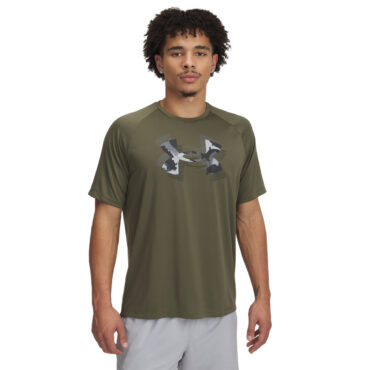 Under Armour T-shirt