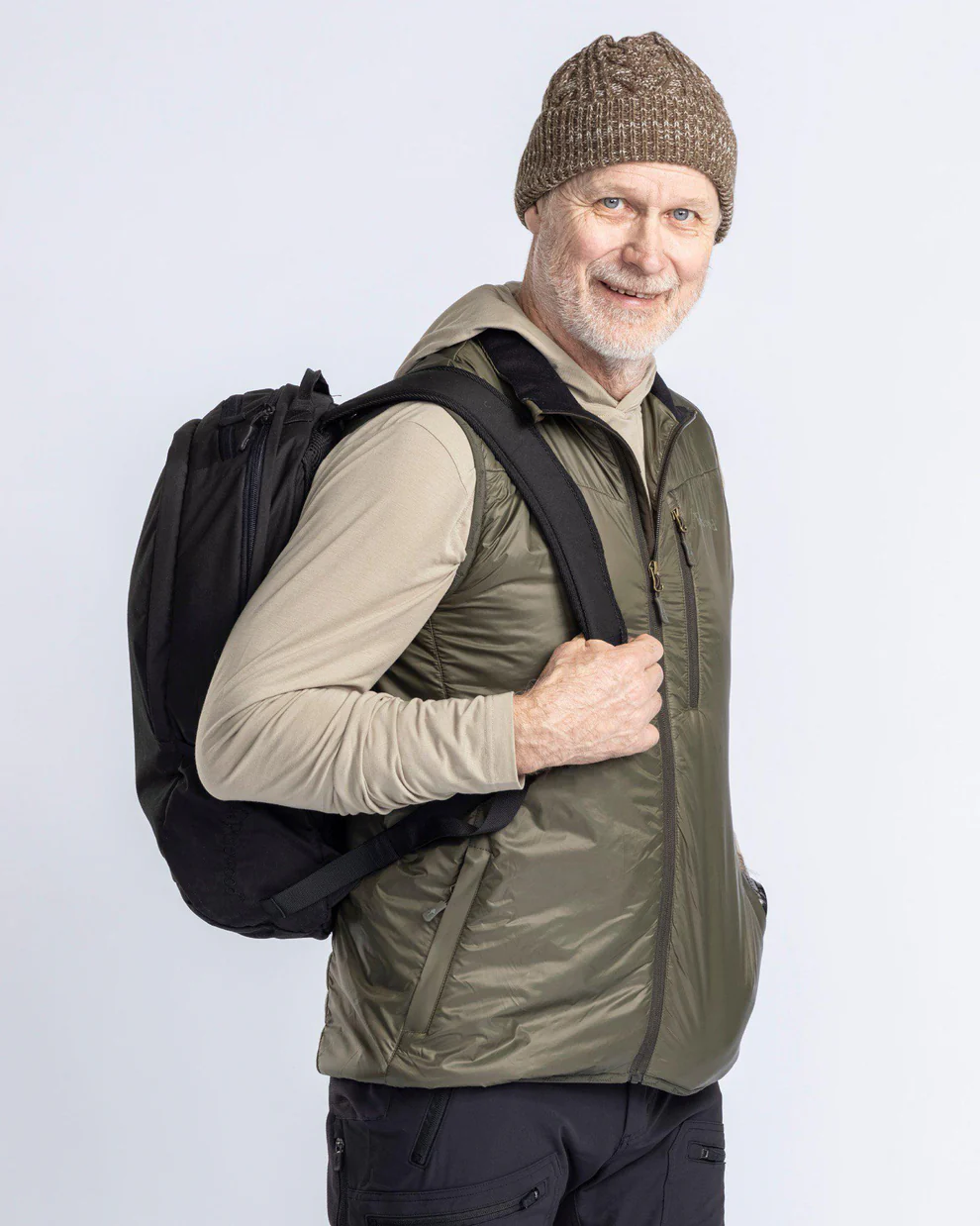 wool-insulated-green-vest-pinewood.jph